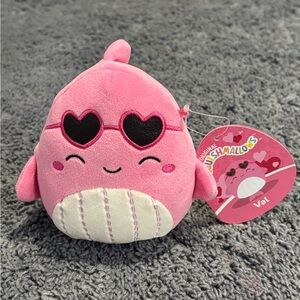 NWT Squishmallows fish whose name is: Val